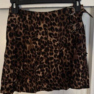 Social Tourist Leopard Print Skirt